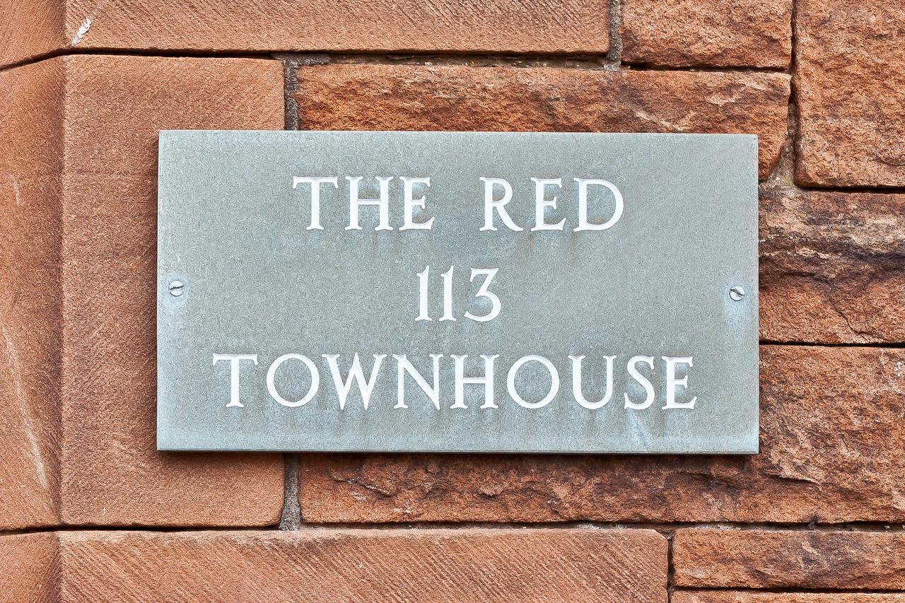 The Red Townhouse Bed & Breakfast Penrith Exterior photo