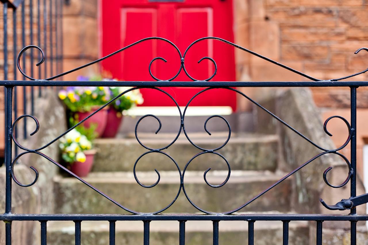 The Red Townhouse Bed & Breakfast Penrith Exterior photo